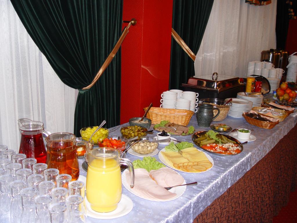 Hotel 222 Poznań Kültér fotó