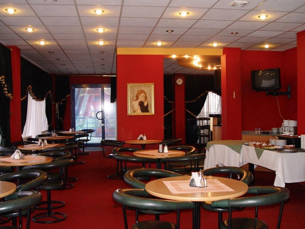 Hotel 222 Poznań Kültér fotó