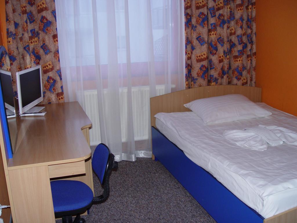 Hotel 222 Poznań Kültér fotó